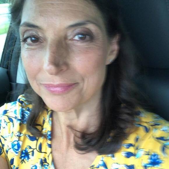 Meet your Posher, Stacie - Picture 1 of 1